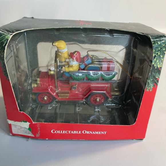 Santa’s best Santa Claus firetruck ornament - Picture 1 of 1